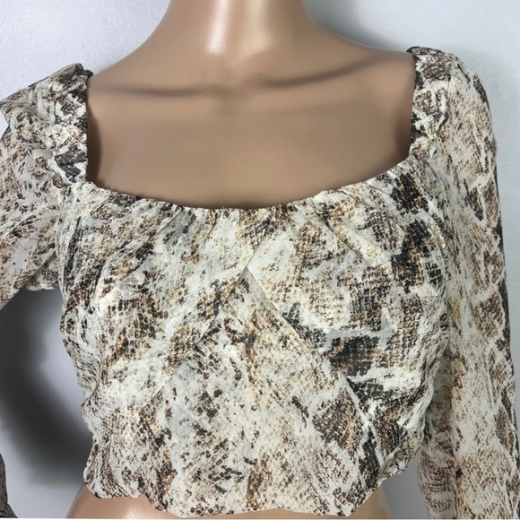 NEW NICHOLAS SILK SNAKE PRINT GATHERED CROP TOP - Picture 3 of 9